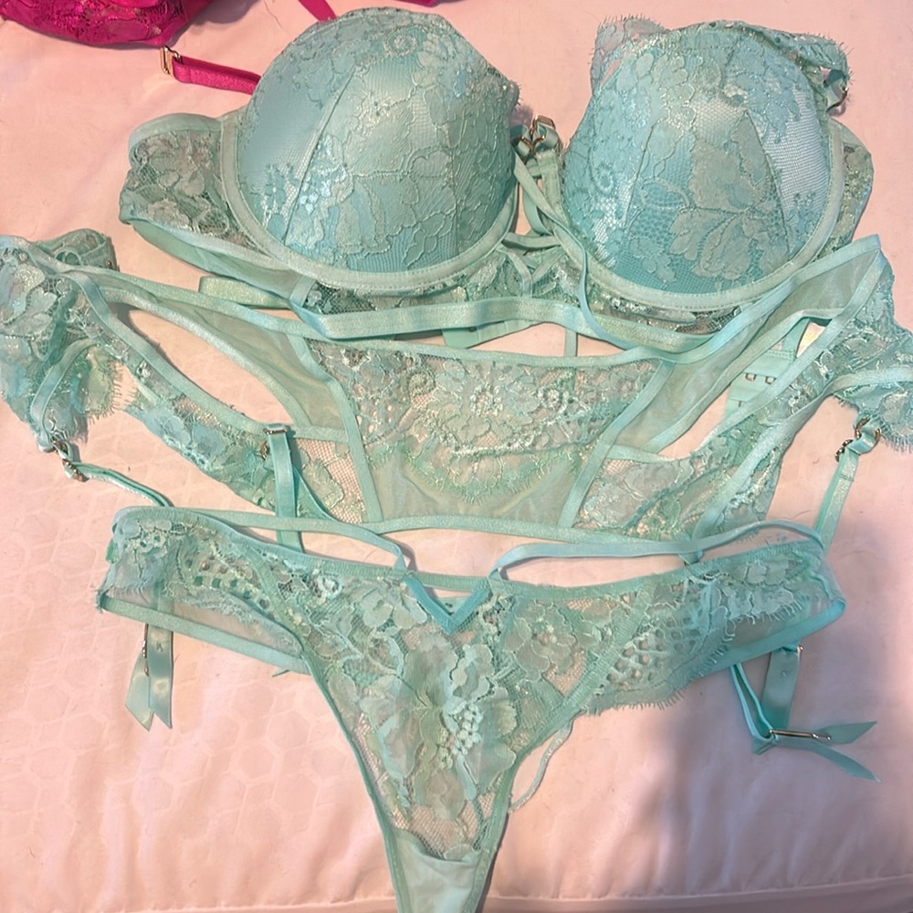 Honey Birdette set